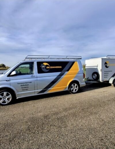 werkbus JBE Zonwering onderweg naar Elst